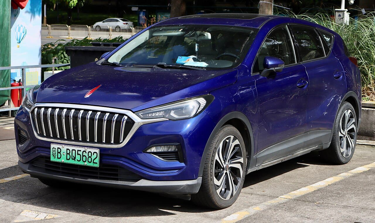 Hongqi E-HS3 Front