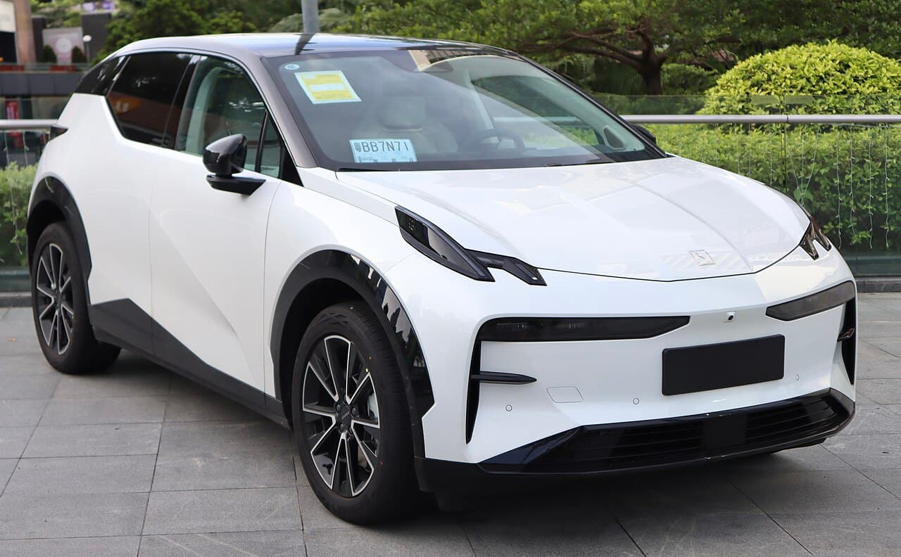 Zeekr X Front