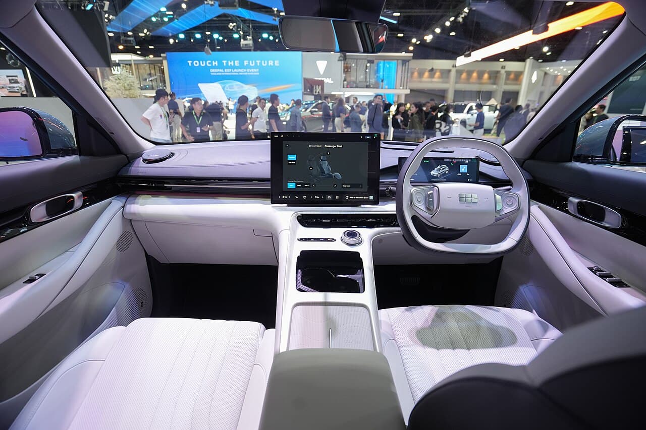 Geely EX5 المقصورة الداخلية