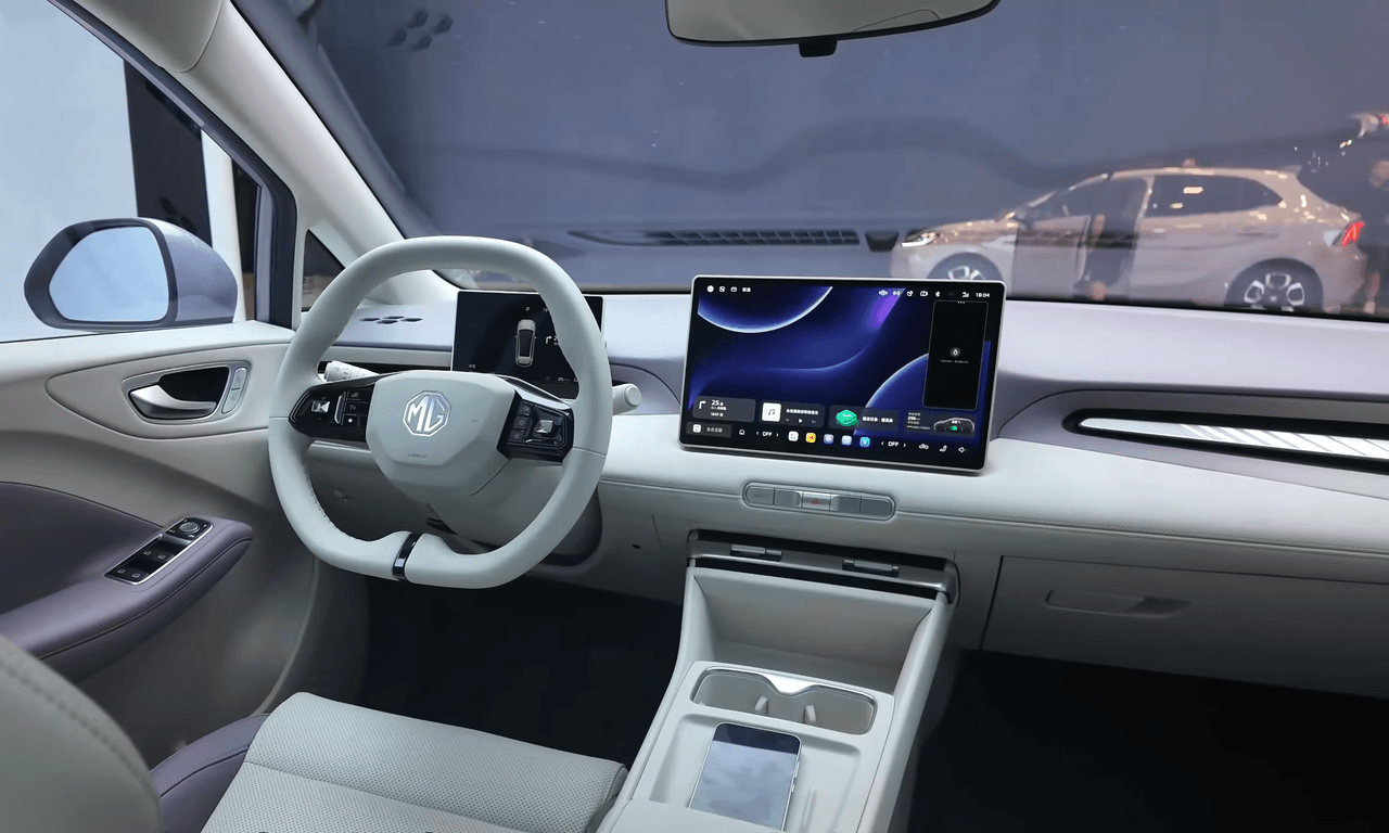 MG4 EV Urban Interior