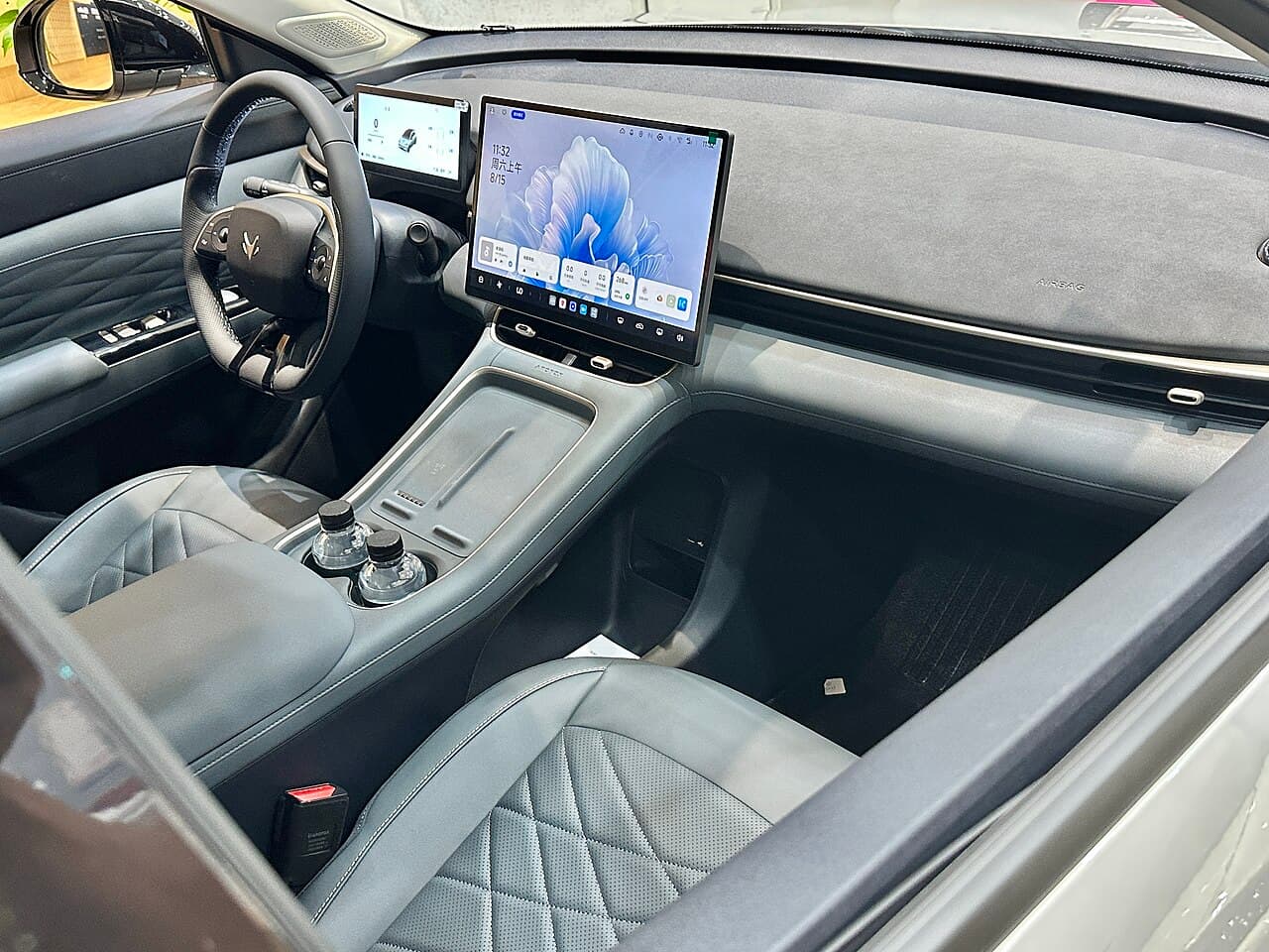 Arcfox T1 Intérieur
