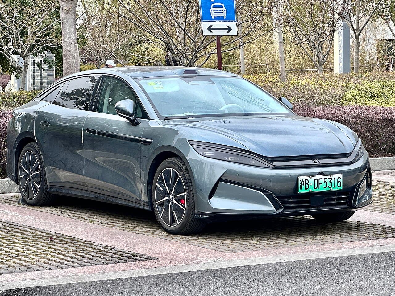 BYD Han L Avant
