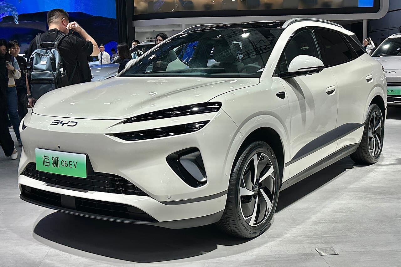 BYD Sealion 06 Front