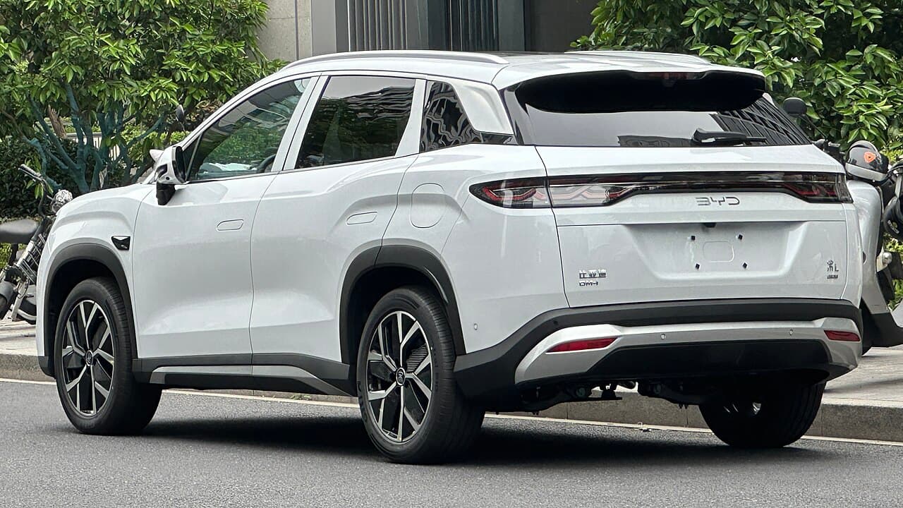 BYD Song L DM-i Rear