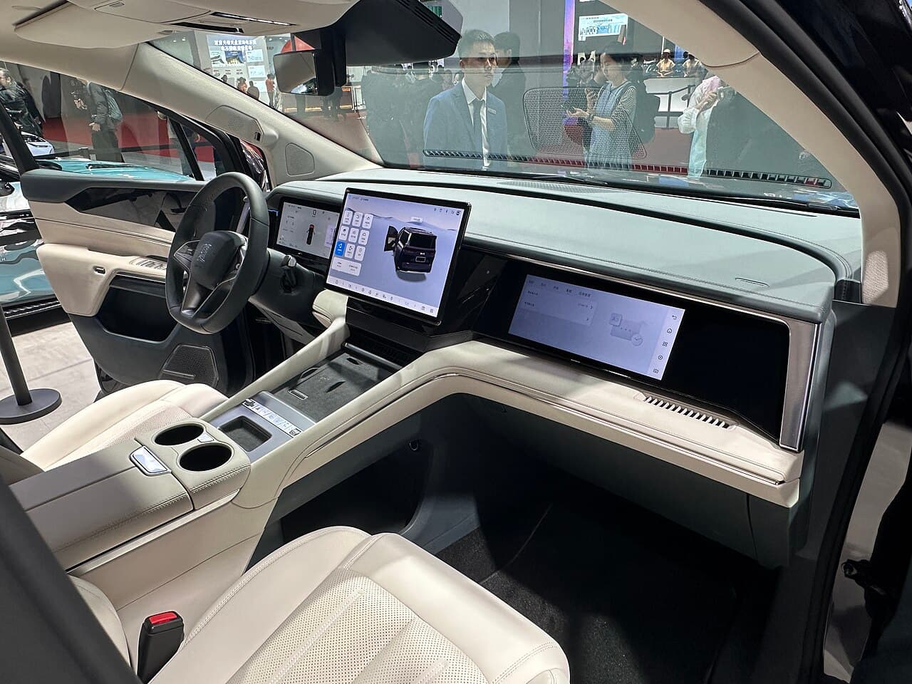 BYD Xia Салон