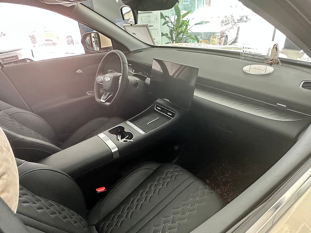 Chery Fengyun T7 (Fulwin T7) Interior