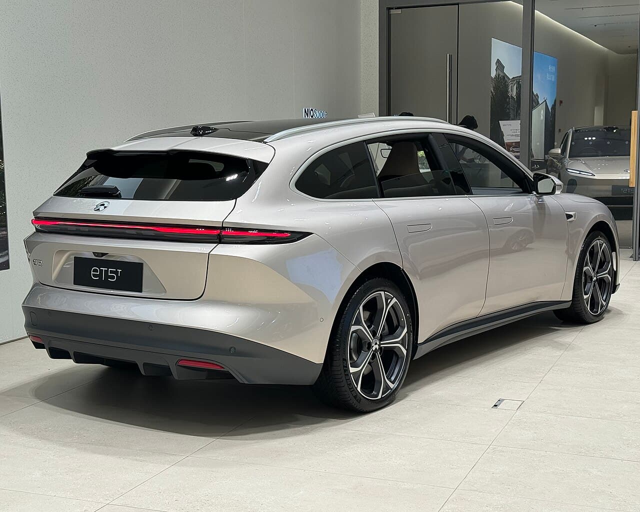 NIO ET5 Touring Rear