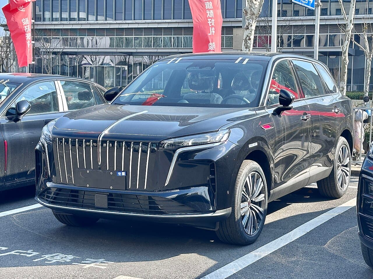 Hongqi HS6 Front