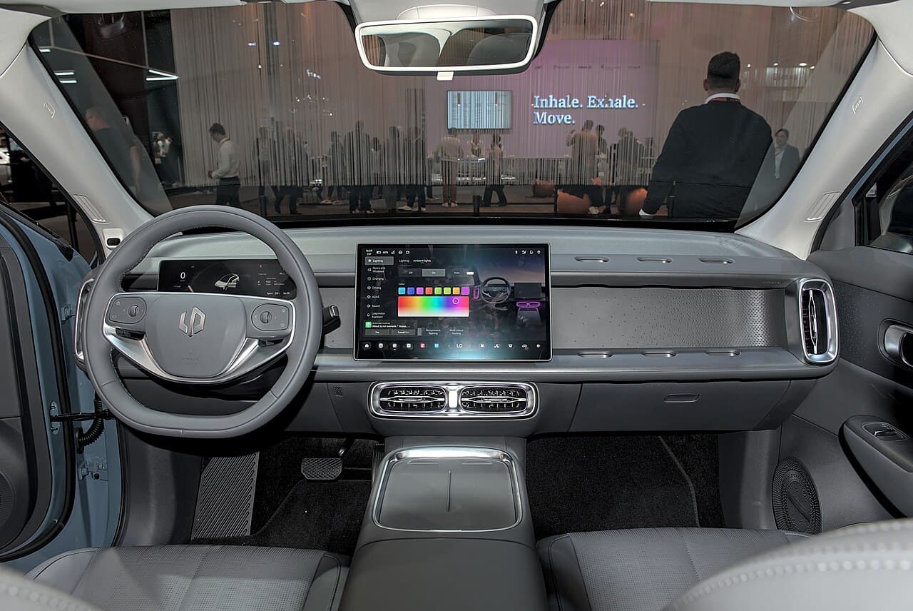 Leapmotor B10 Interior