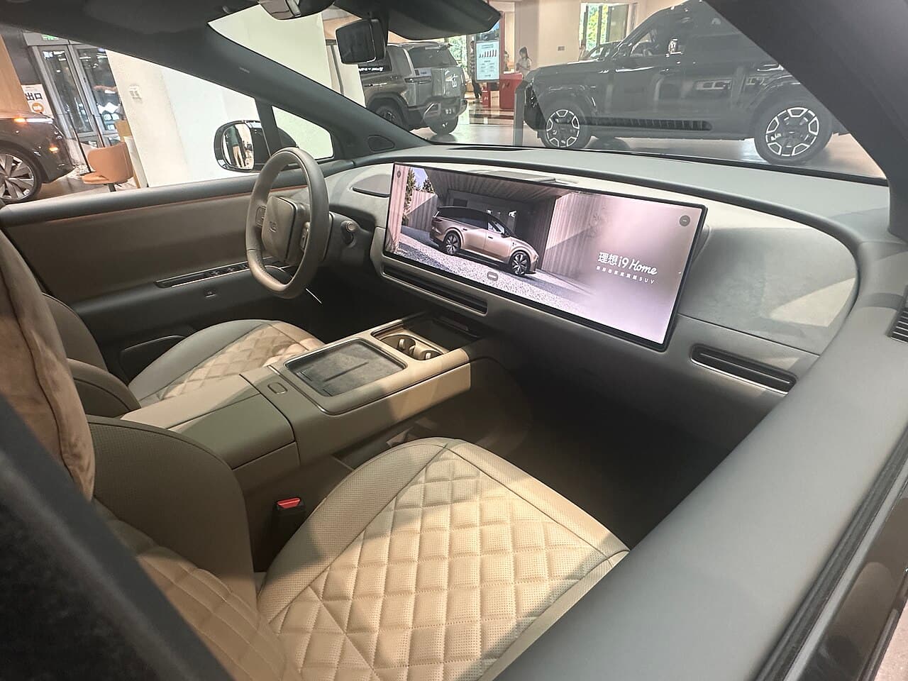 Li Auto i9 المقصورة الداخلية