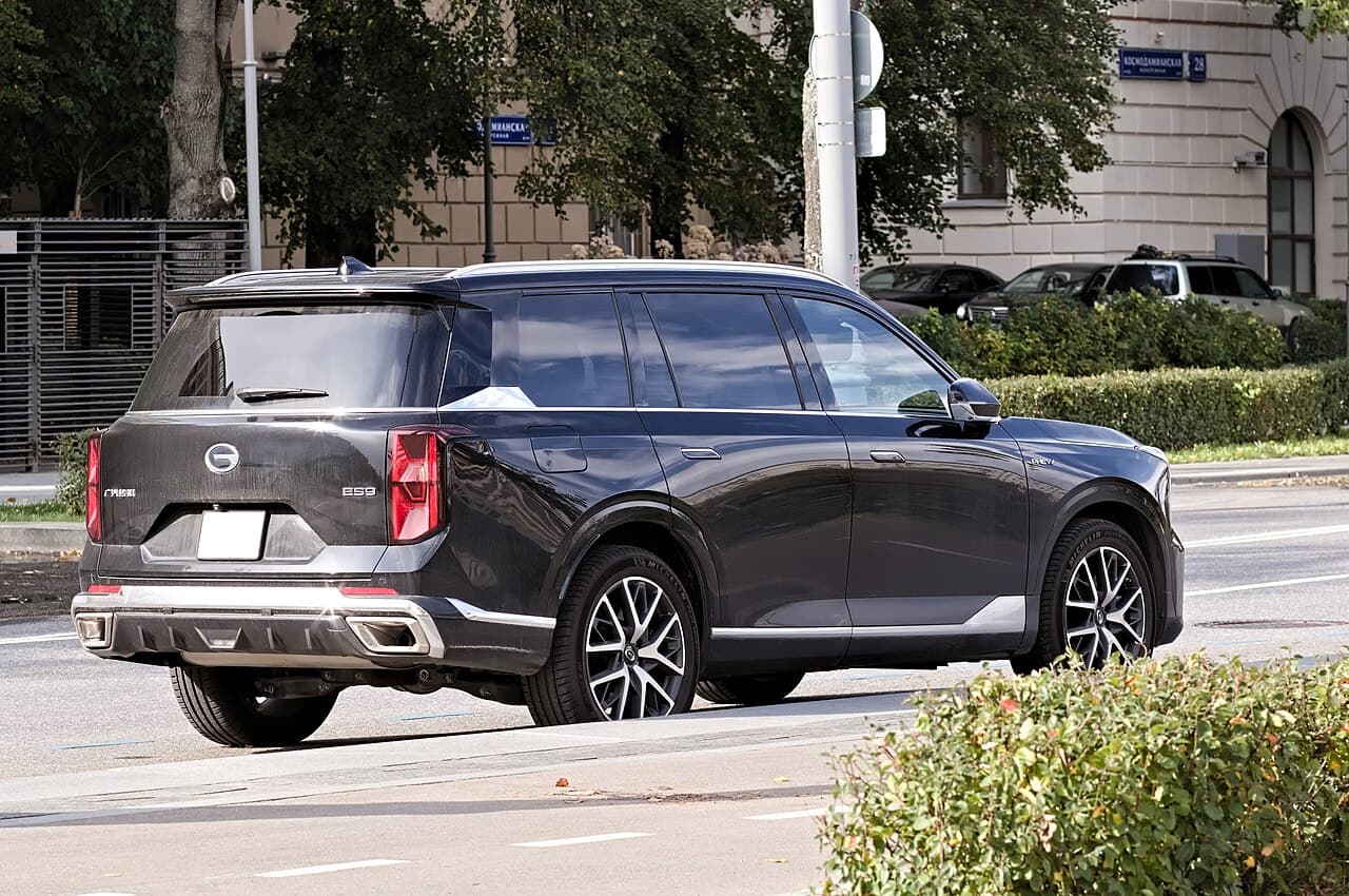 Trumpchi ES9 الخلف