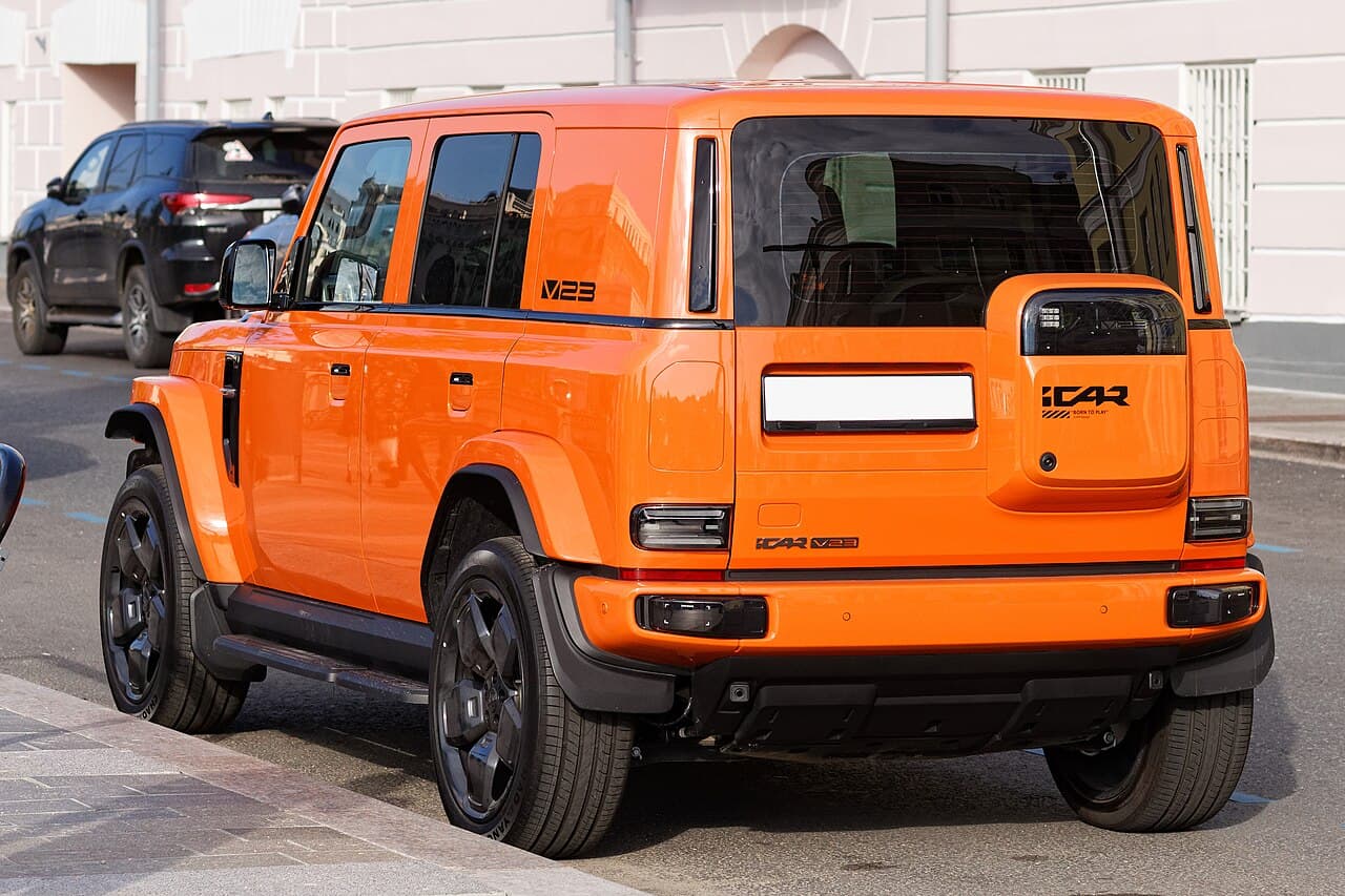 iCAR V23 (iCAUR V23) الخلف