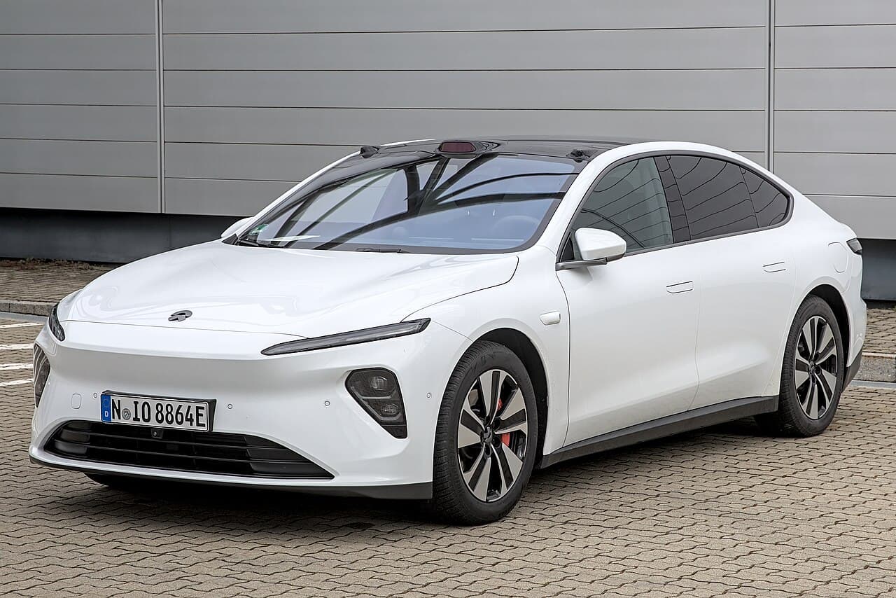 NIO ET7 Frente