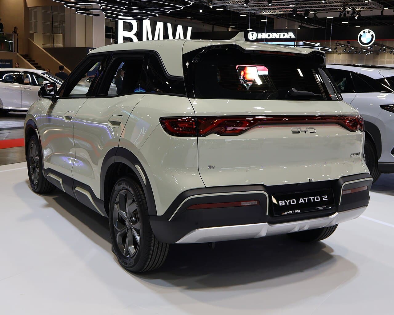 BYD Atto 2 الخلف