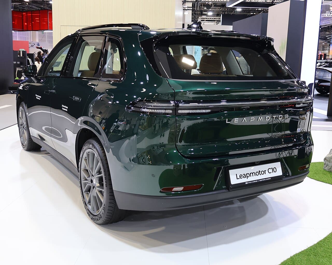 Leapmotor C10 الخلف