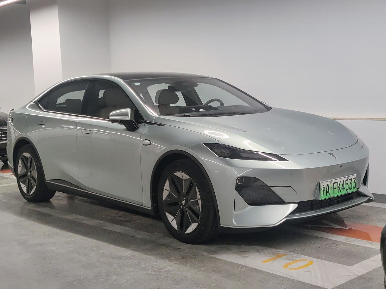 Deepal SL03 الأمام