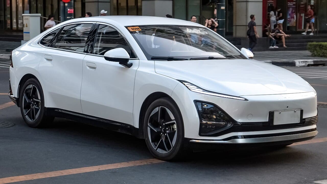 Wuling Starlight الأمام