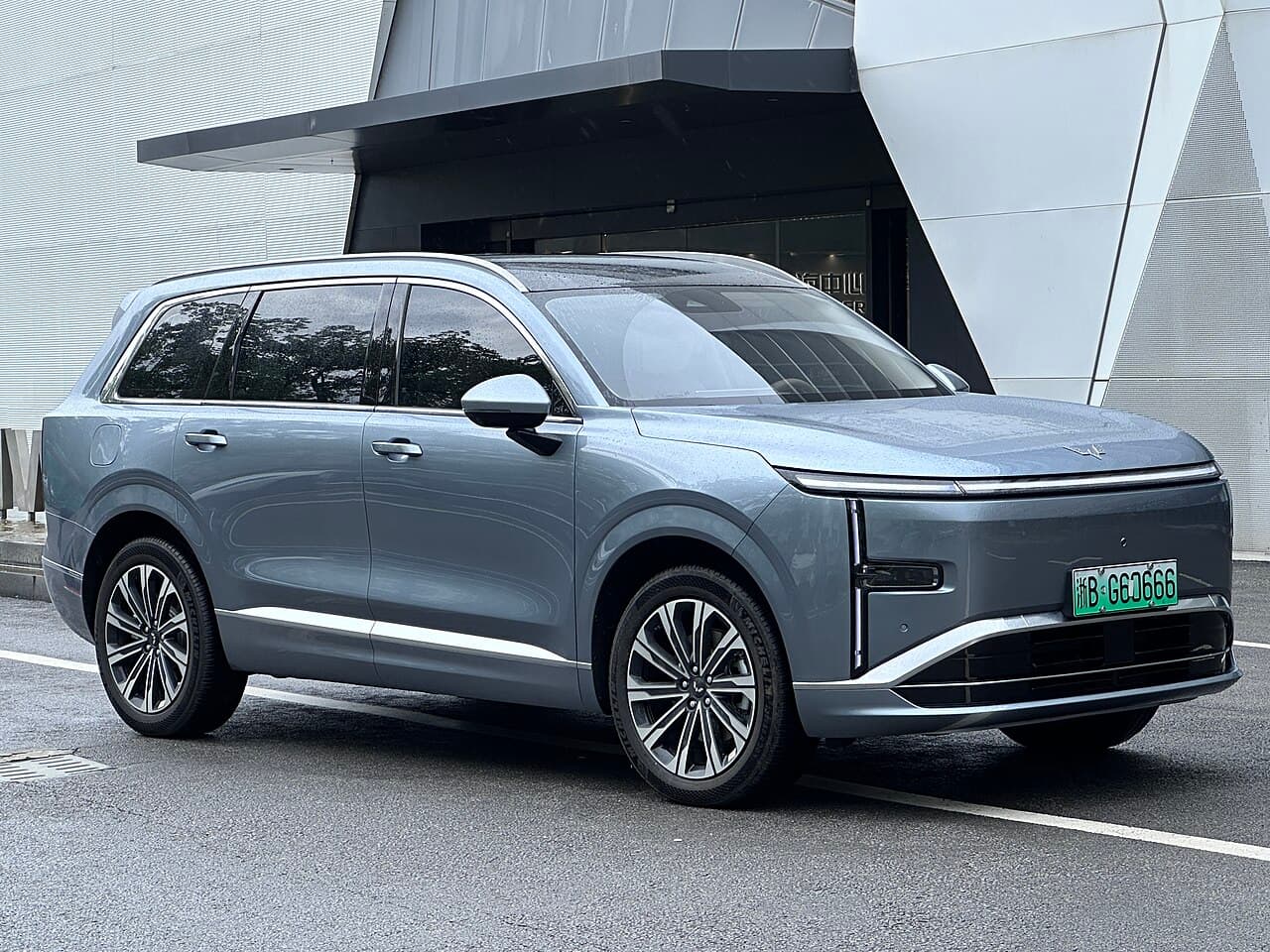 Wuling Starlight L Front