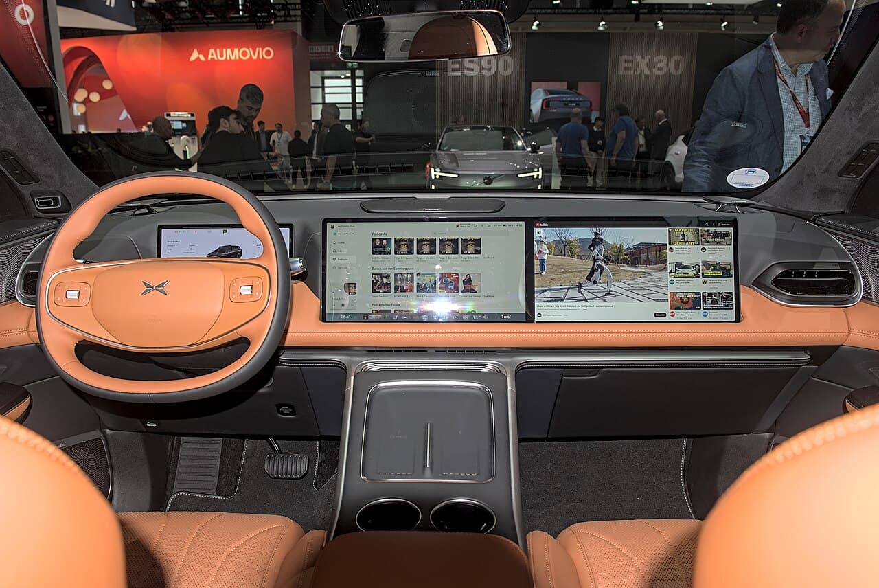 XPeng G9 Interior