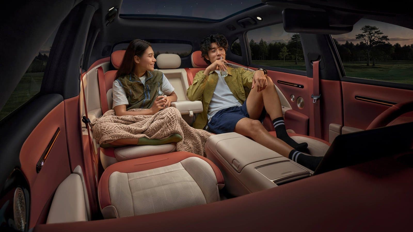 Avatr 07L Spacious rear seats
