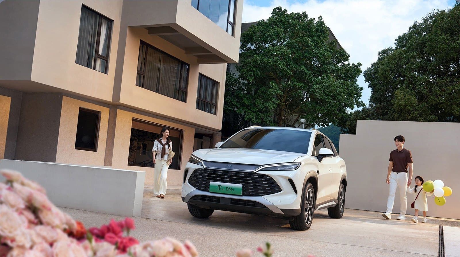 BYD Song L DM-i 200 km electric range