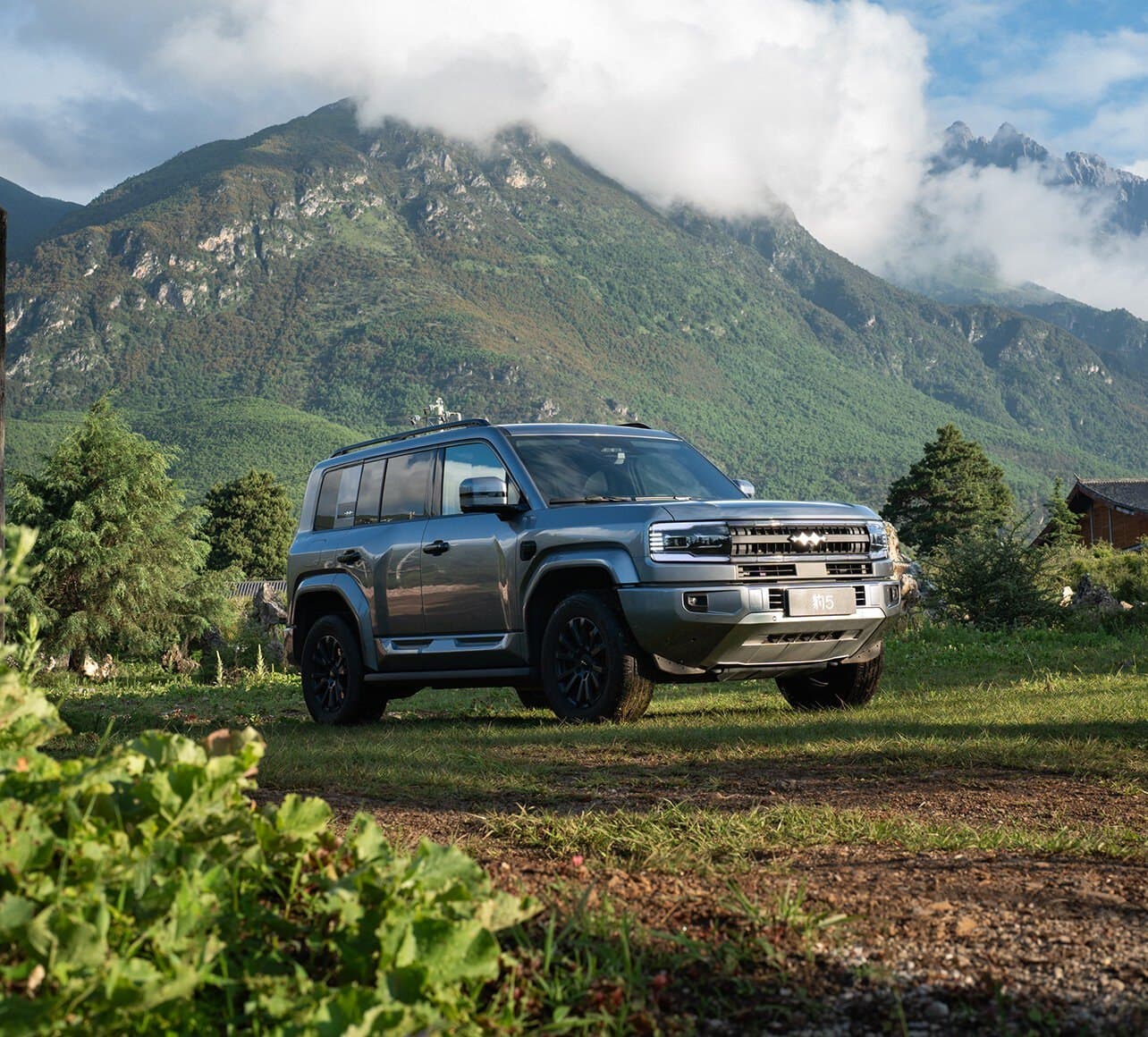 Fangchengbao Bao 5 Smart off-roading