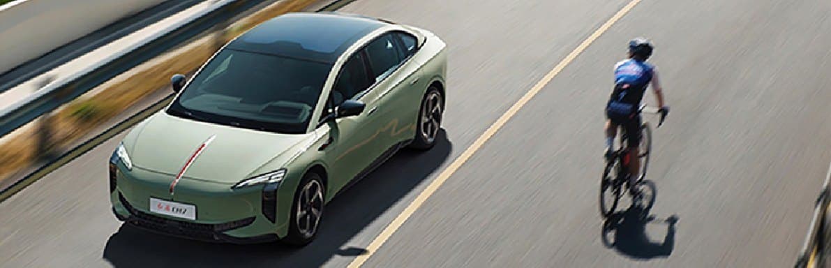 Hongqi EH7 Agile handling