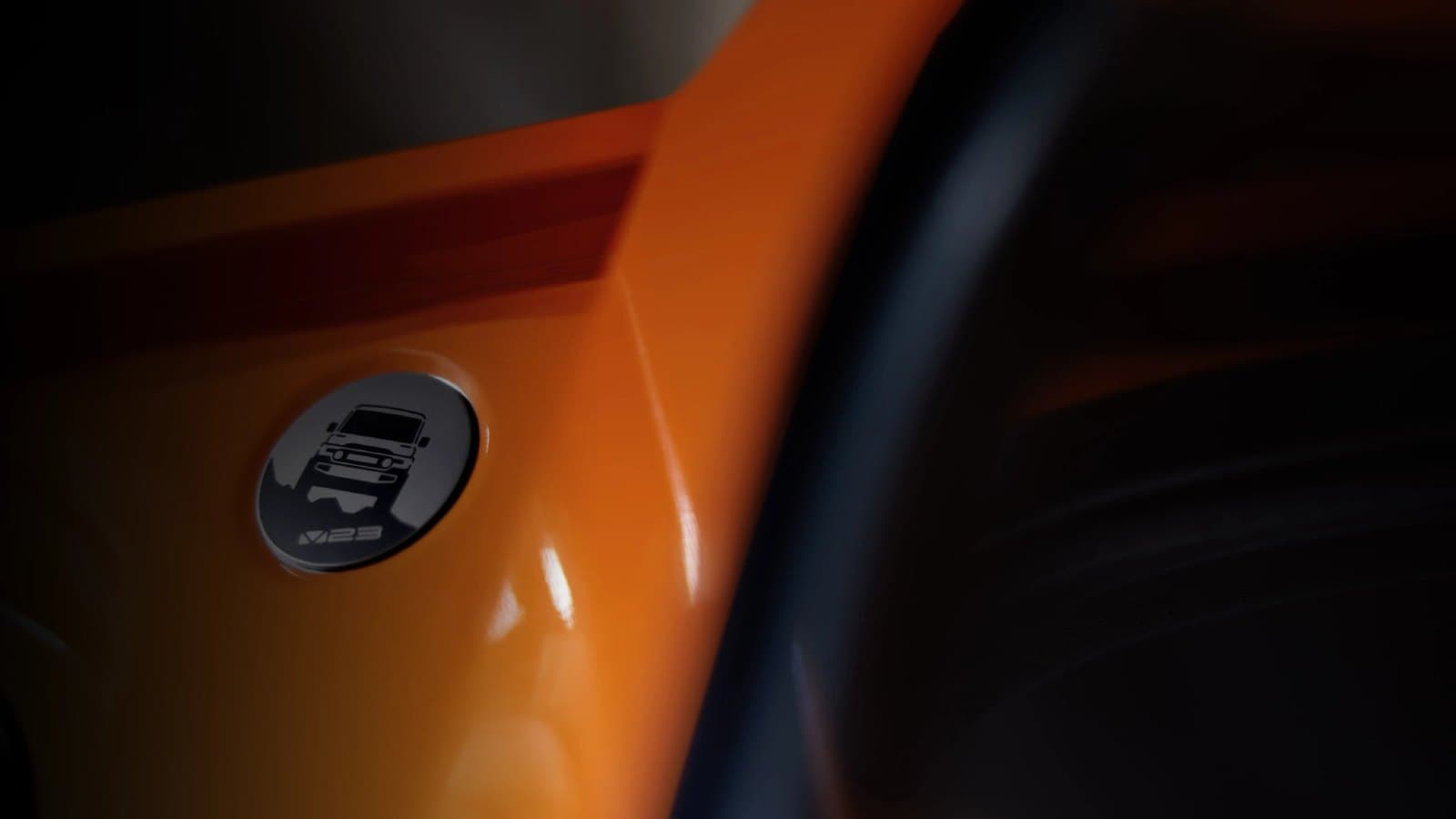 iCAR V23 (iCAUR V23) تفاصيل مرحة
