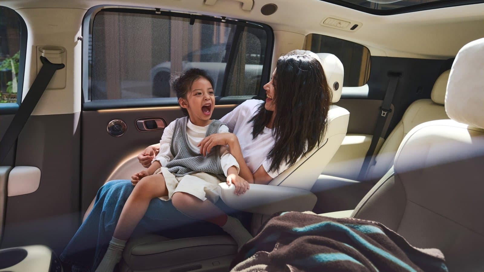 Li Auto i8 منزل مريح على عجلات