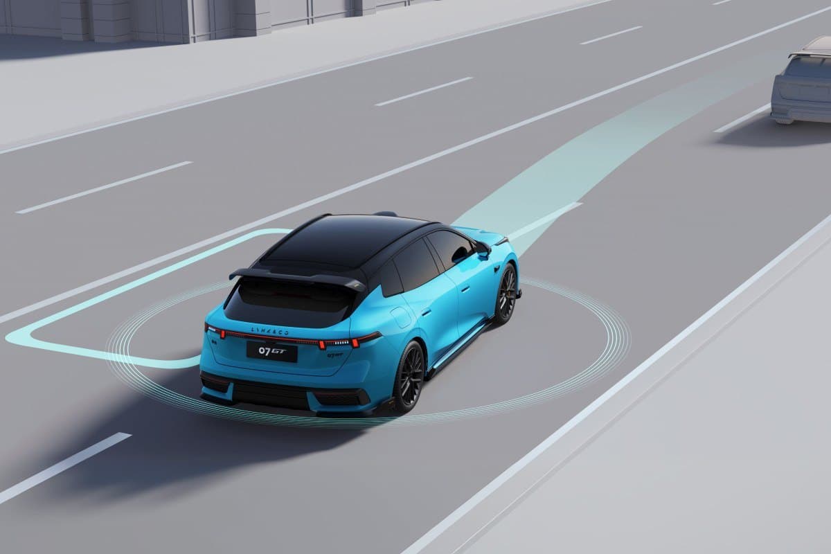Lynk & Co 07 GT G-Pilot driver assistance