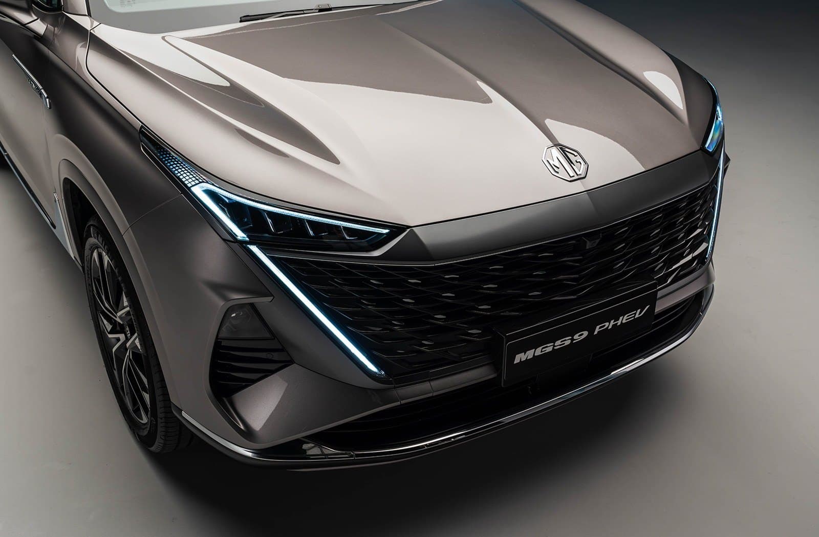 MGS9 PHEV واجهة لافتة