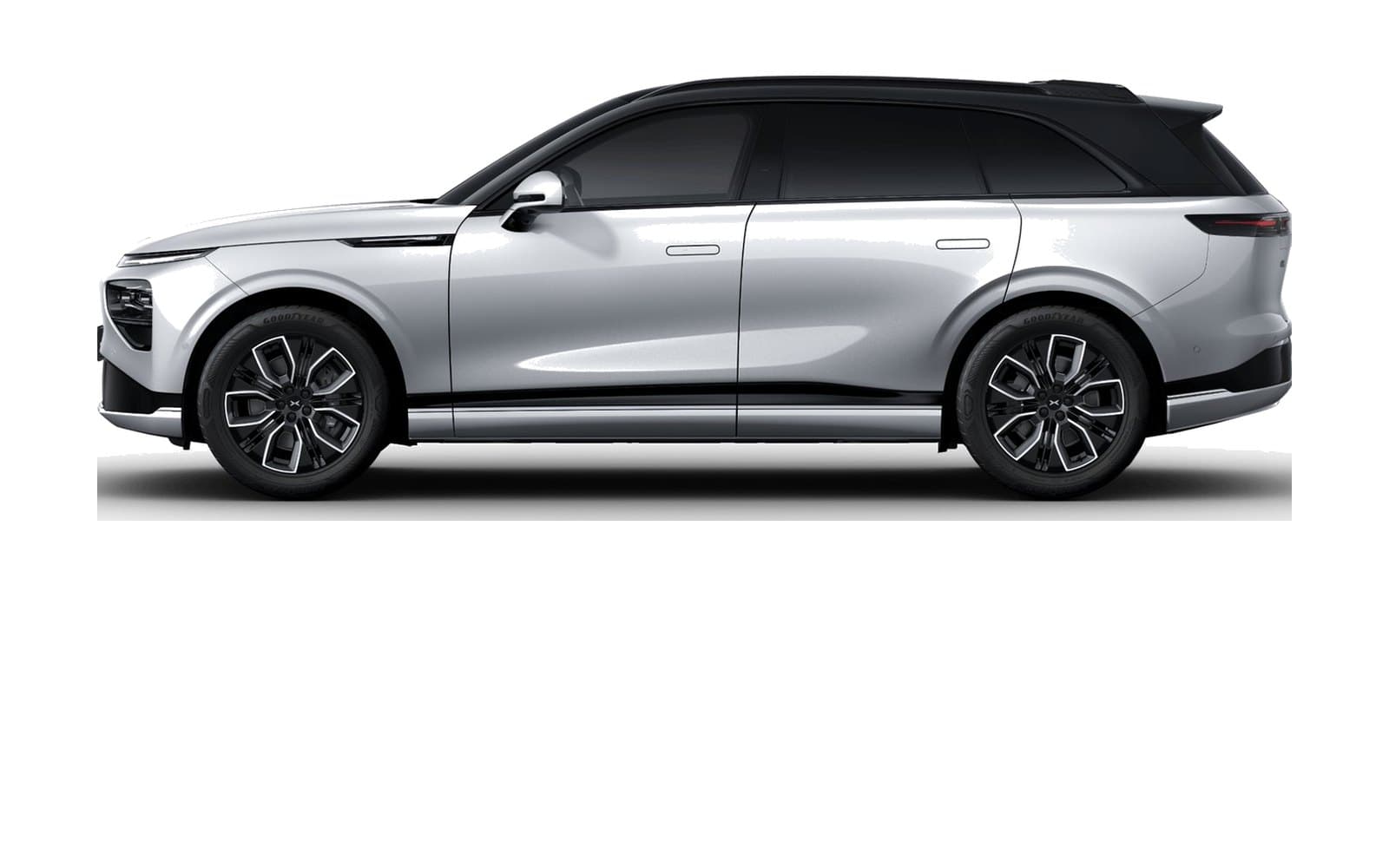 XPeng G9 Nebula White Exterior