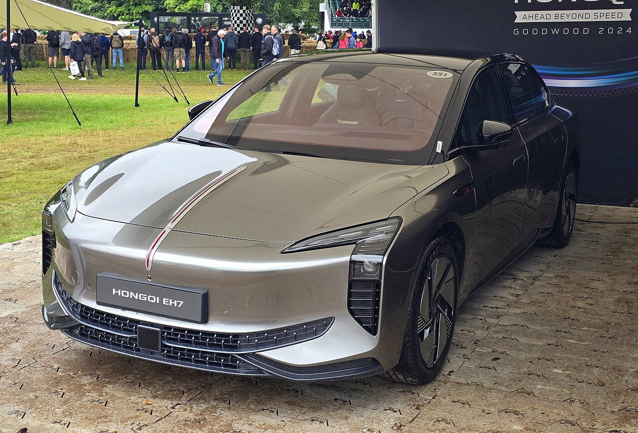 Hongqi EH7 Front